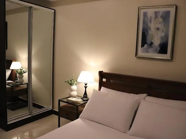 Rk Maisson Roiyale Cubao Two Separate Apartment *