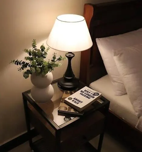 Rk Maisson Roiyale Cubao Two Separate Apartment *